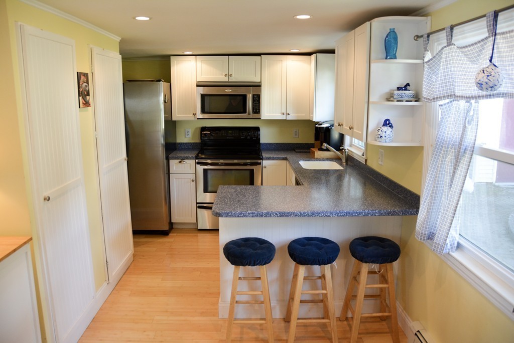 21 East Shore Road Holbrook, MA 02343 - Photo 2 of 30