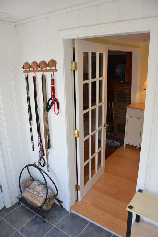 21 East Shore Road Holbrook, MA 02343 - Photo 9 of 30