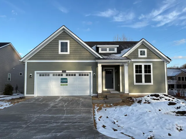$599,900 | 13554 Bowne Drive, Nunica, MI 49448