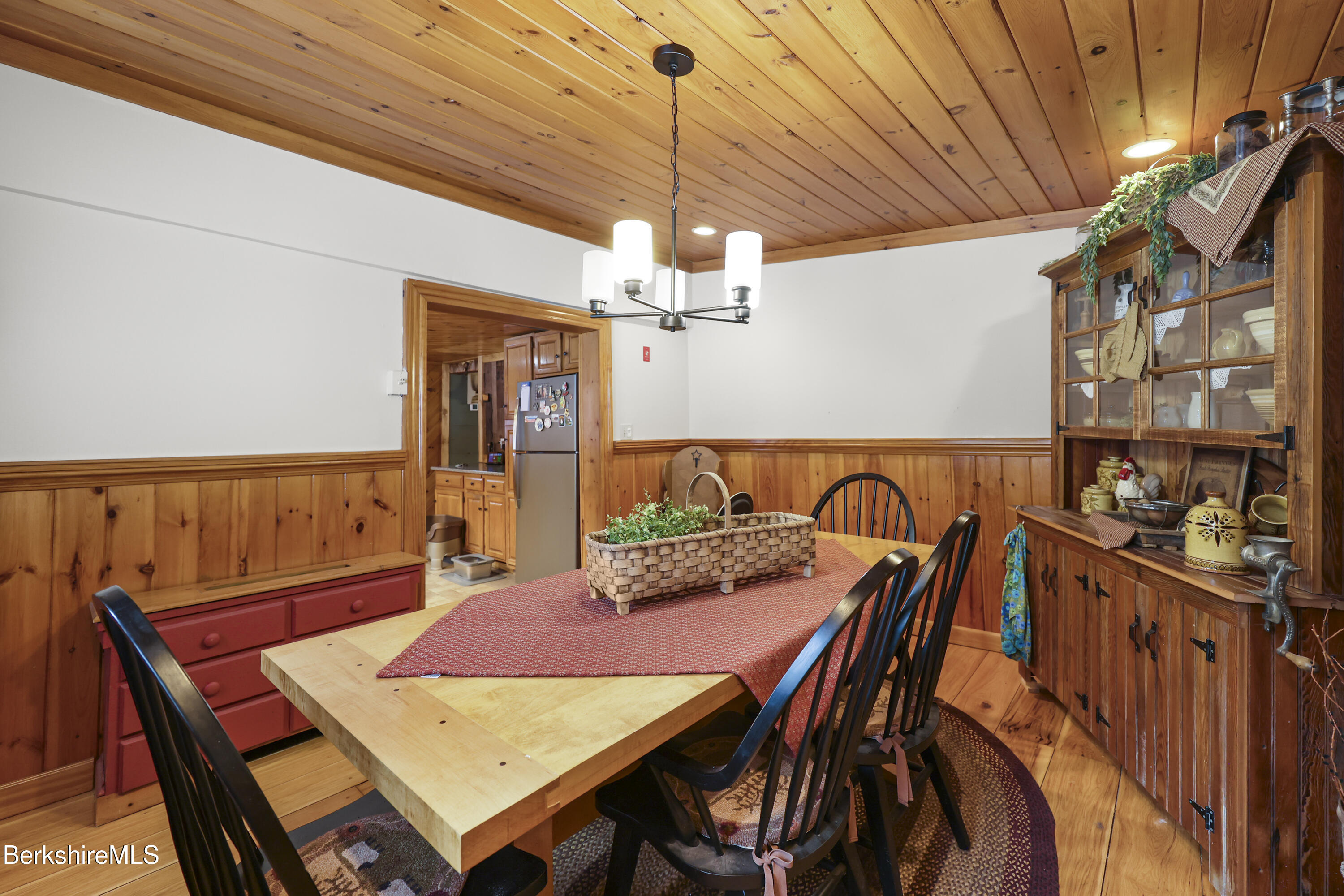 624 River Road Clarksburg, MA 01247 - Photo 13 of 40 Dining Room