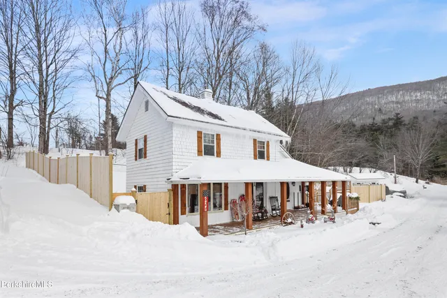 $349,000 | 624 River Road, Clarksburg, MA 01247