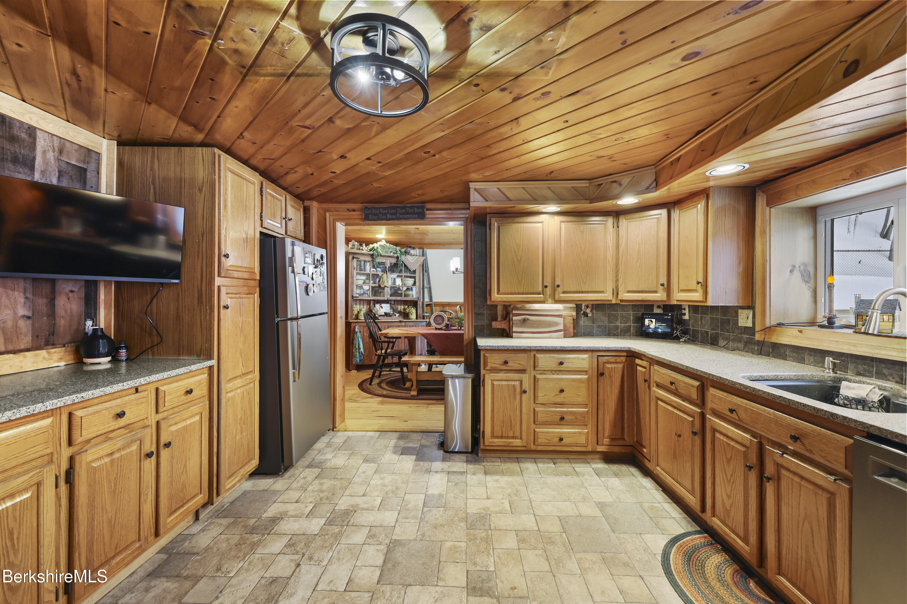 624 River Road Clarksburg, MA 01247 - Photo 5 of 40 Kitchen