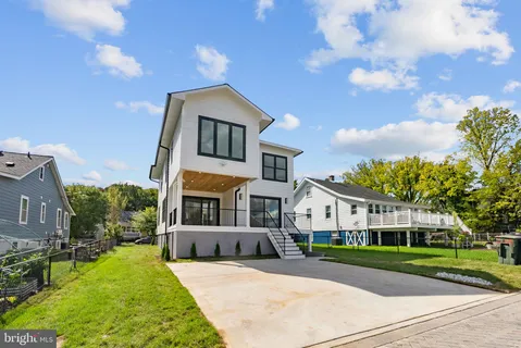 $1,050,000 | 2118 Rand Place Northeast, Washington, DC 20002