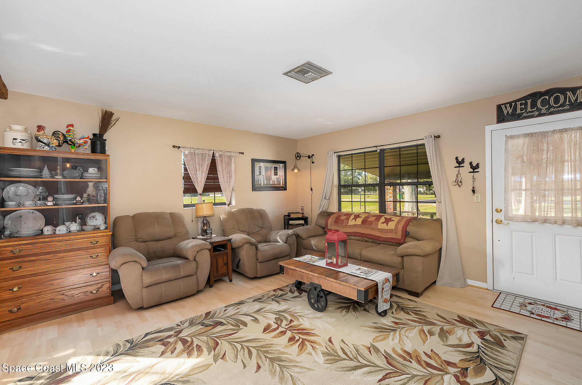 4639 Janet Road Cocoa, FL 32926 - Photo 9 of 41 08 Janet Rd