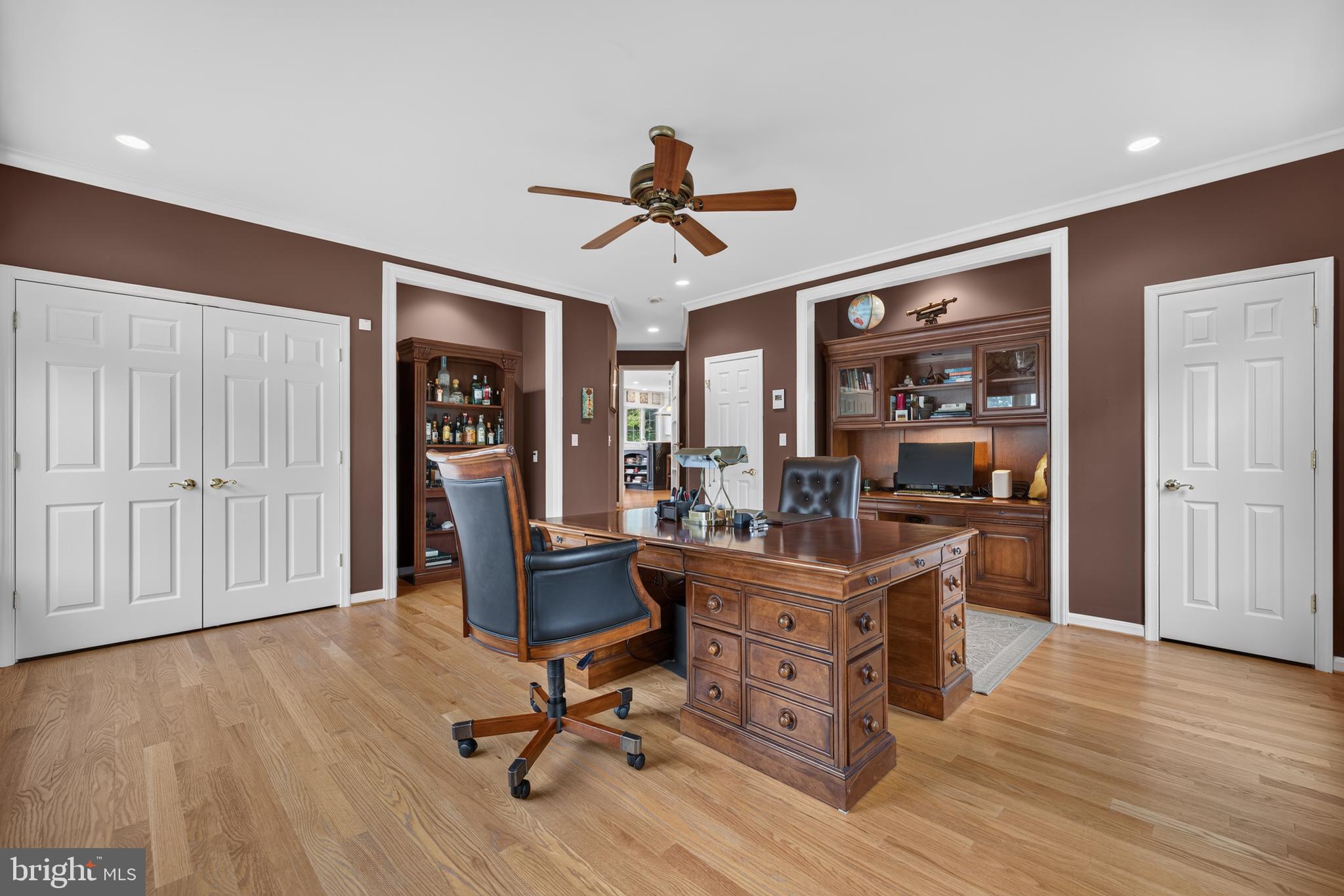 13909 Darnestown Road Gaithersburg, MD 20878 - Photo 14 of 64