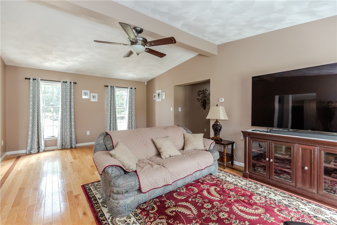 87 Mann School Road Smithfield, RI 02917 - Photo 20 of 50 Gallery Image 20