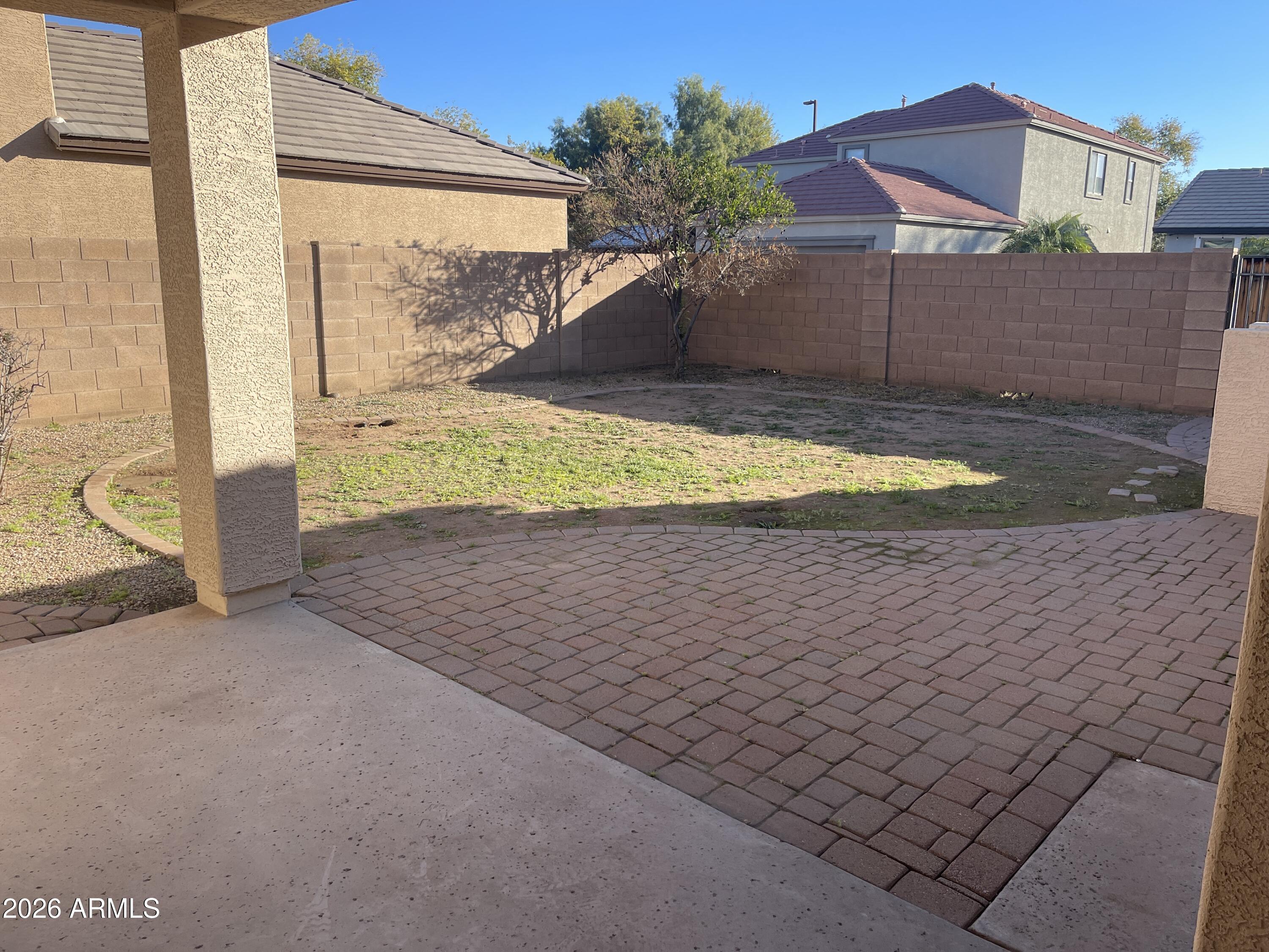 1699 South Constellation Way Gilbert, AZ 85295 - Photo 17 of 23 20260204_160314570_iOS