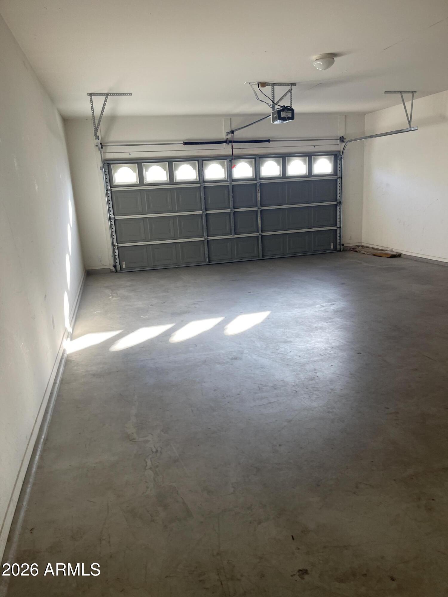 1699 South Constellation Way Gilbert, AZ 85295 - Photo 23 of 23 20260204_160345109_iOS