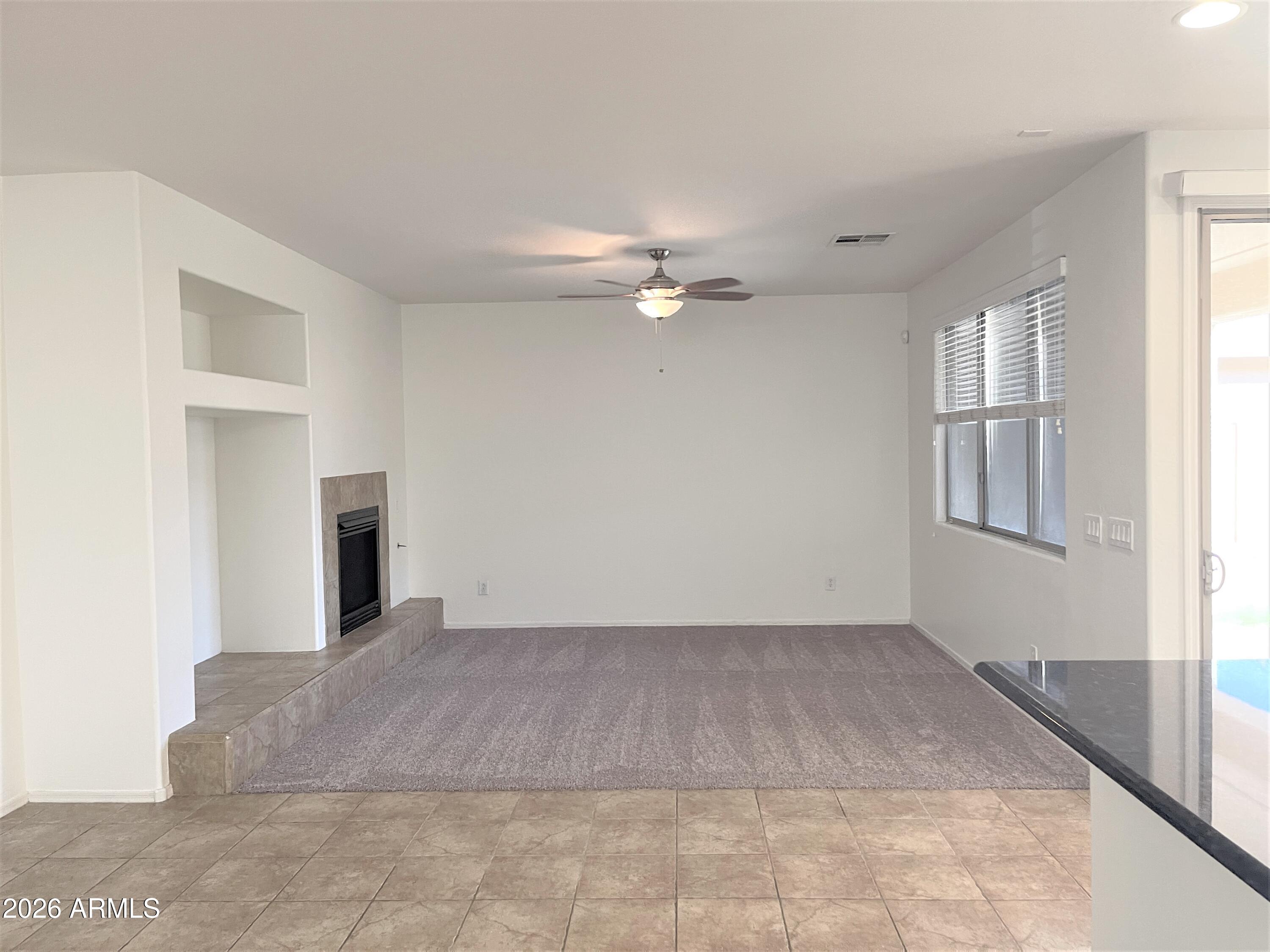 1699 South Constellation Way Gilbert, AZ 85295 - Photo 8 of 23 20220927_180448342_iOS+(2)