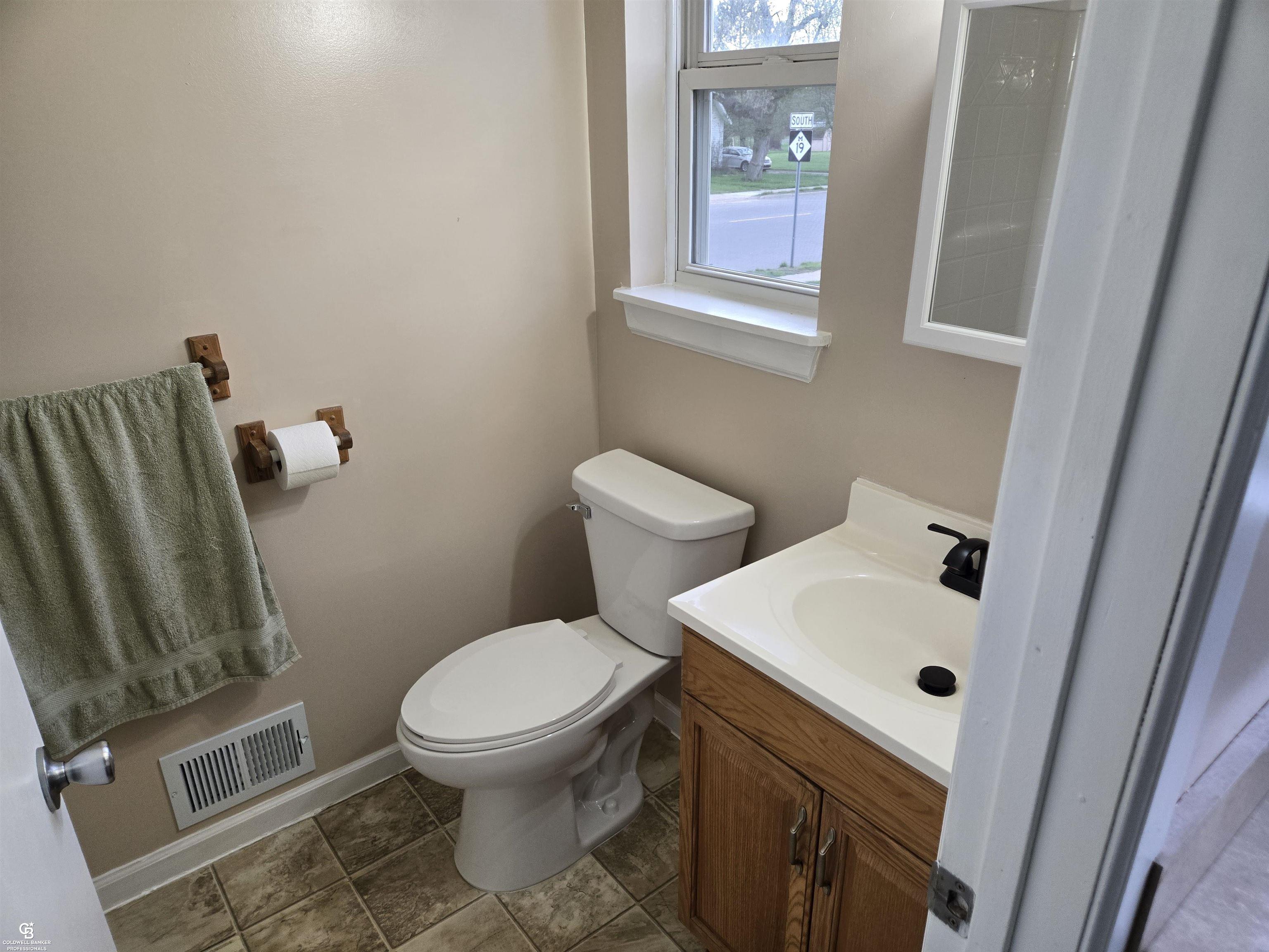 56 East Lapeer Road Peck, MI 48466 - Photo 11 of 17