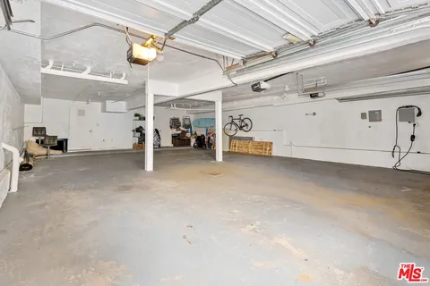 a view of a garage