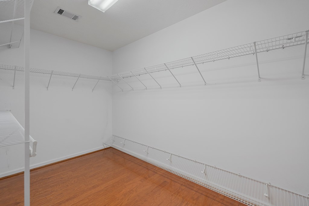 2034 Lee Road Salem, AL 36874 - Photo 22 of 47 a view of a room