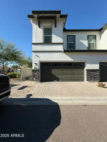 $4,500 | 3020 North 37th Street, Phoenix, AZ 85018