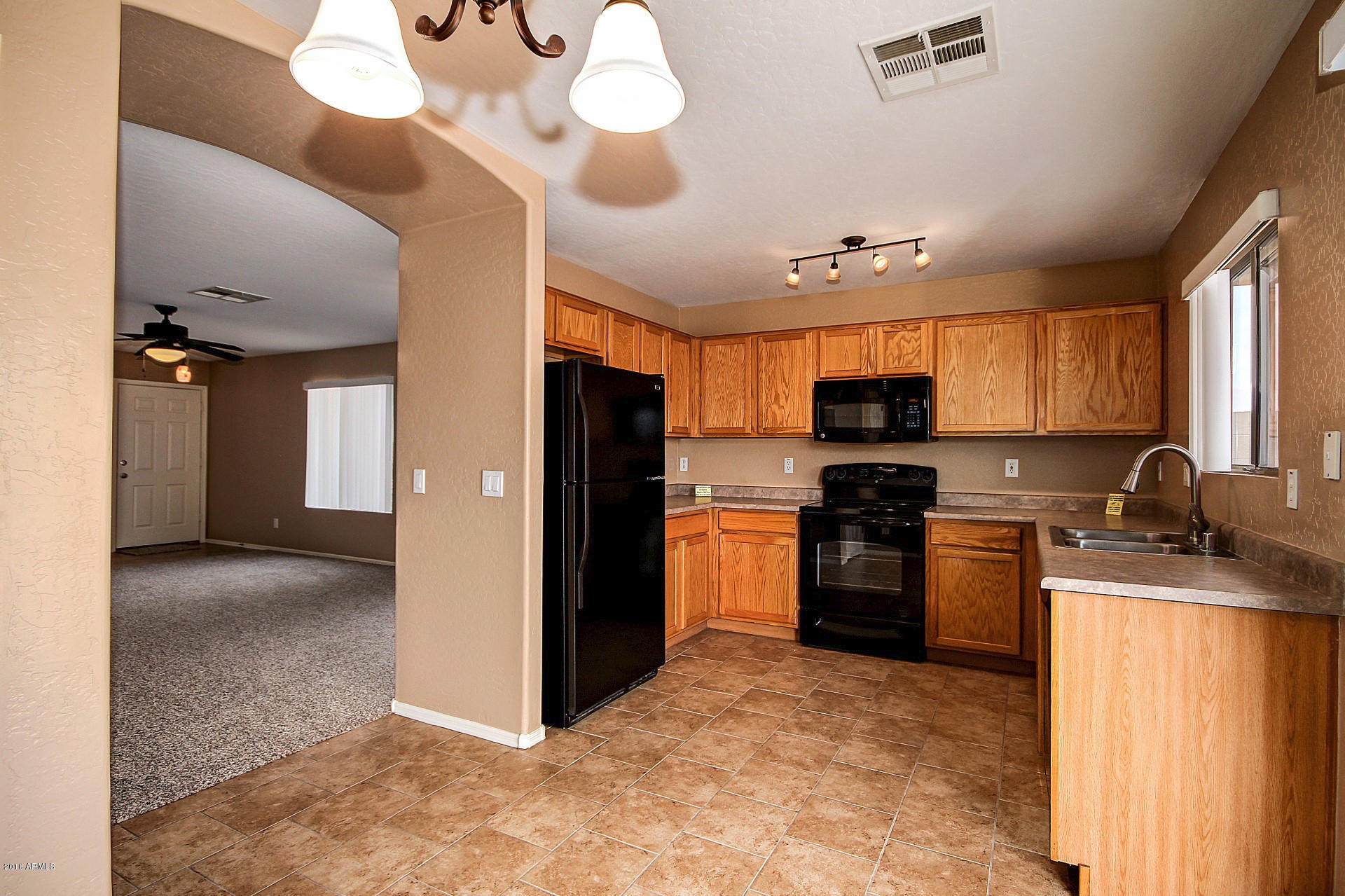 14816 West Calavar Road Surprise, AZ 85379 - Photo 7 of 26 Calavar (10)