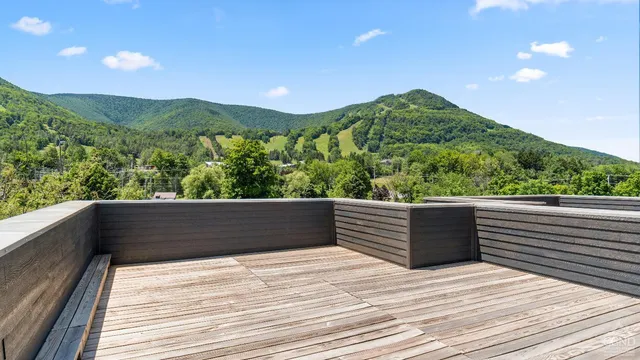 $1,999,000 | 7717 Main Street, Hunter, NY 12442