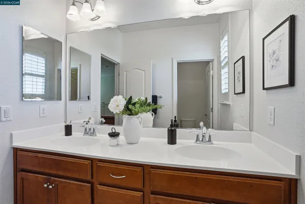 $799,000 | 527 Falling Star Drive, Martinez, CA 94553