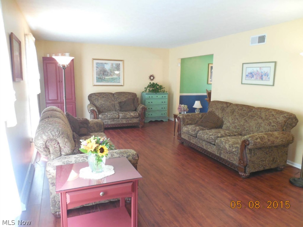 2106 Pressler Road Akron, OH 44312 - Photo 2 of 22