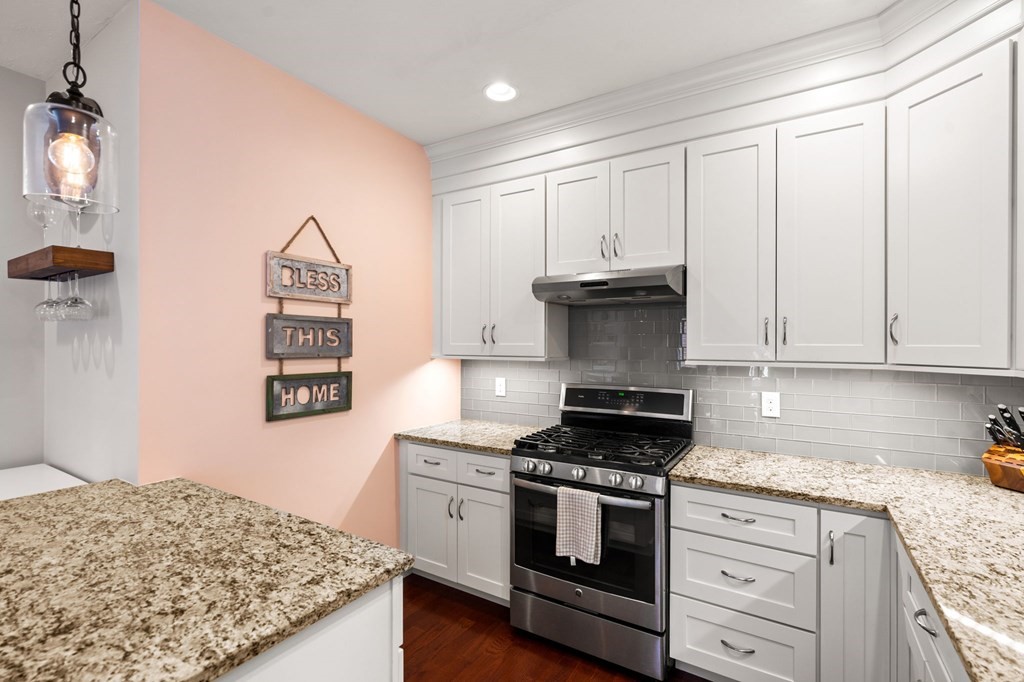 136 Oxbow Road, Unit 136 Framingham, MA 01701 - Photo 8 of 42 Gallery Image 8