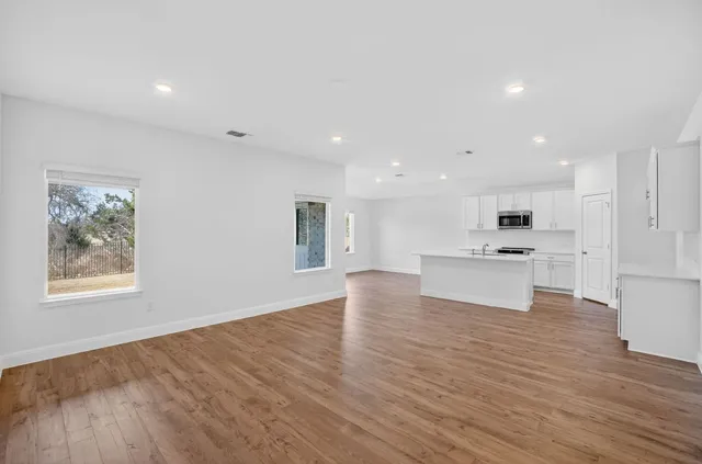 $2,250 | 289 Rivers Edge Drive, Georgetown, TX 78628