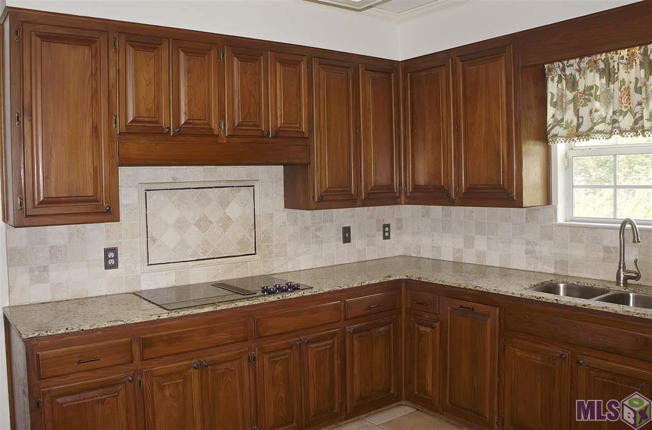 5332 Riverbend Boulevard Baton Rouge, LA 70820 - Photo 8 of 26 Gallery Image 8