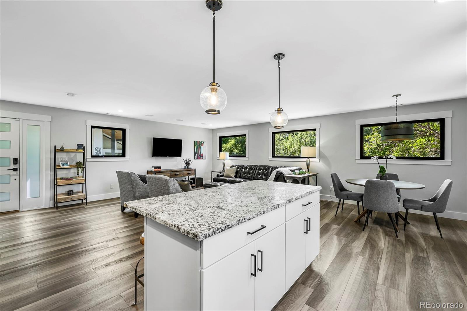 3210 Cherryridge Road Englewood, CO 80113 - Photo 21 of 35 Gallery Image 21