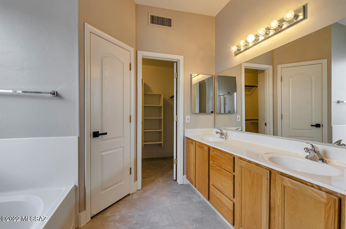 456 West Windowmaker Road Tucson, AZ 85737 - Photo 13 of 21