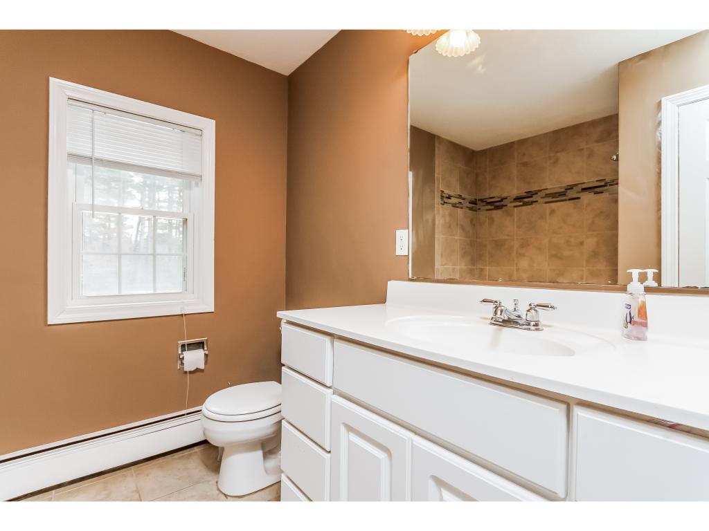 129 Lowell Road Windham, NH 03087 - Photo 13 of 30