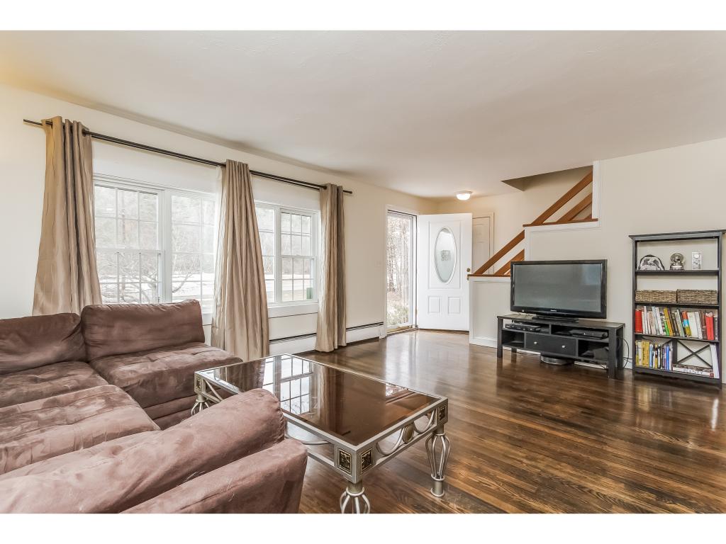 129 Lowell Road Windham, NH 03087 - Photo 6 of 30