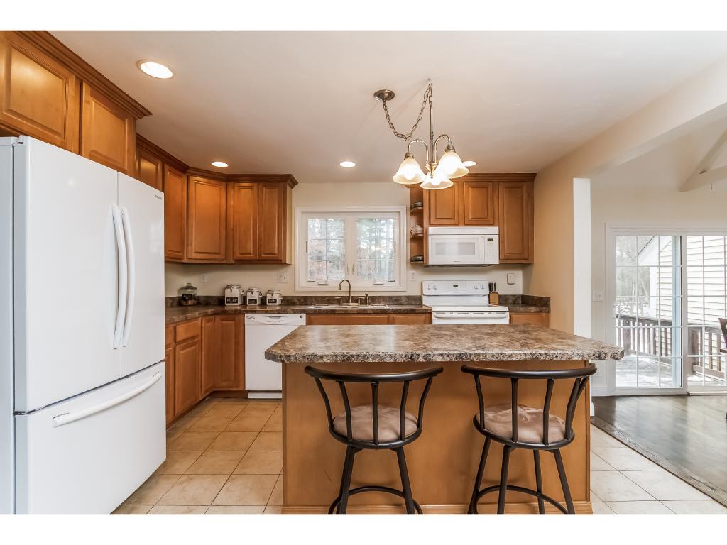 129 Lowell Road Windham, NH 03087 - Photo 10 of 30