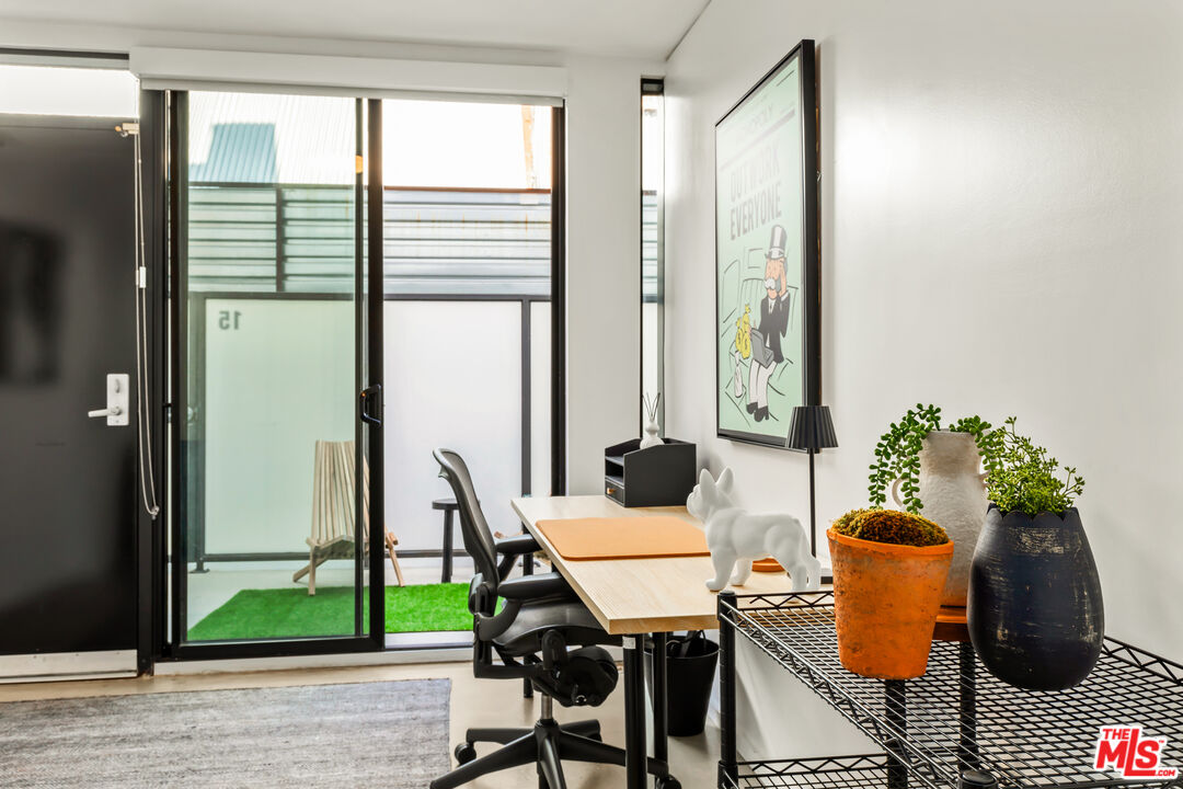 700 Main Street, Unit 15 Venice, CA 90291 - Photo 16 of 29