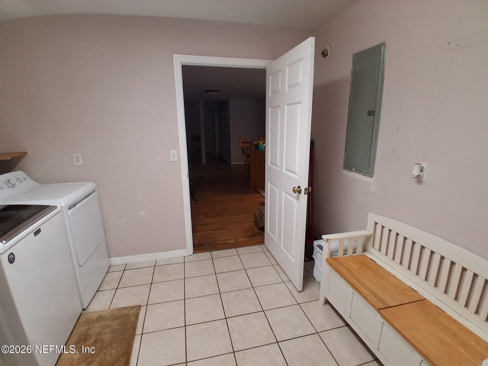 25 Currant Avenue Middleburg, FL 32068 - Photo 13 of 33 laundry and mud room