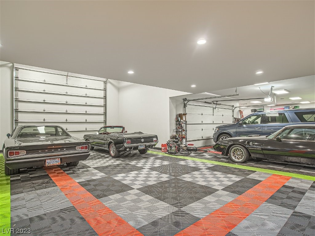 1164 Christian Road Henderson, NV 89002 - Photo 61 of 93 showroom style garage