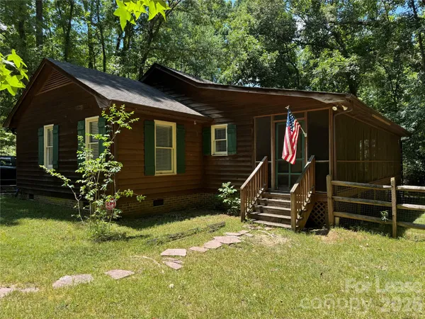$3,000 | 219 Larkfield Road, Waxhaw, NC 28173