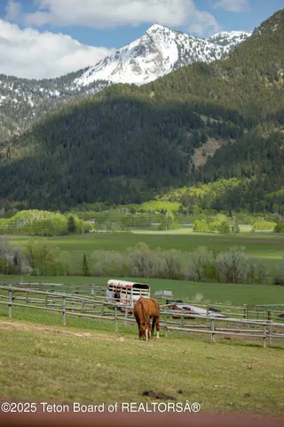 $725,000 | Lot 2 Mininger Road, Alpine, WY 83128