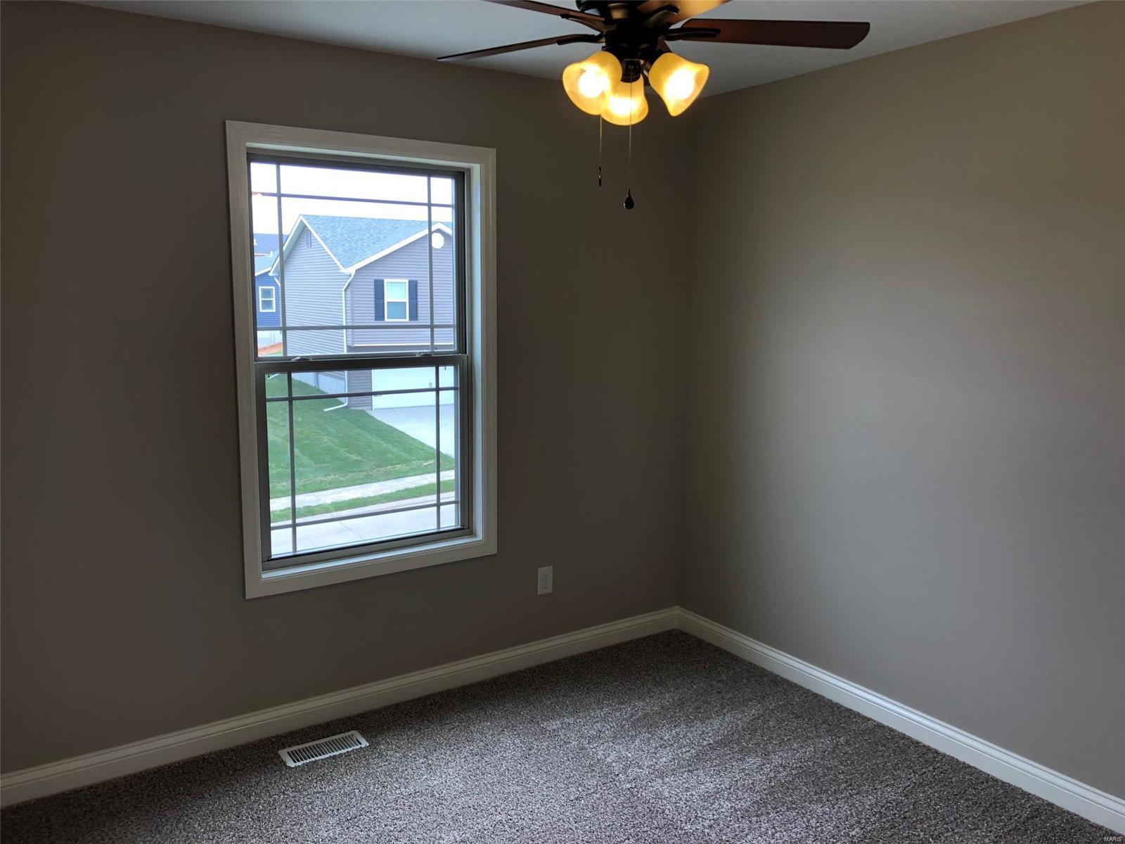 337 Touchdown Drive Foristell, MO 63348 - Photo 9 of 15