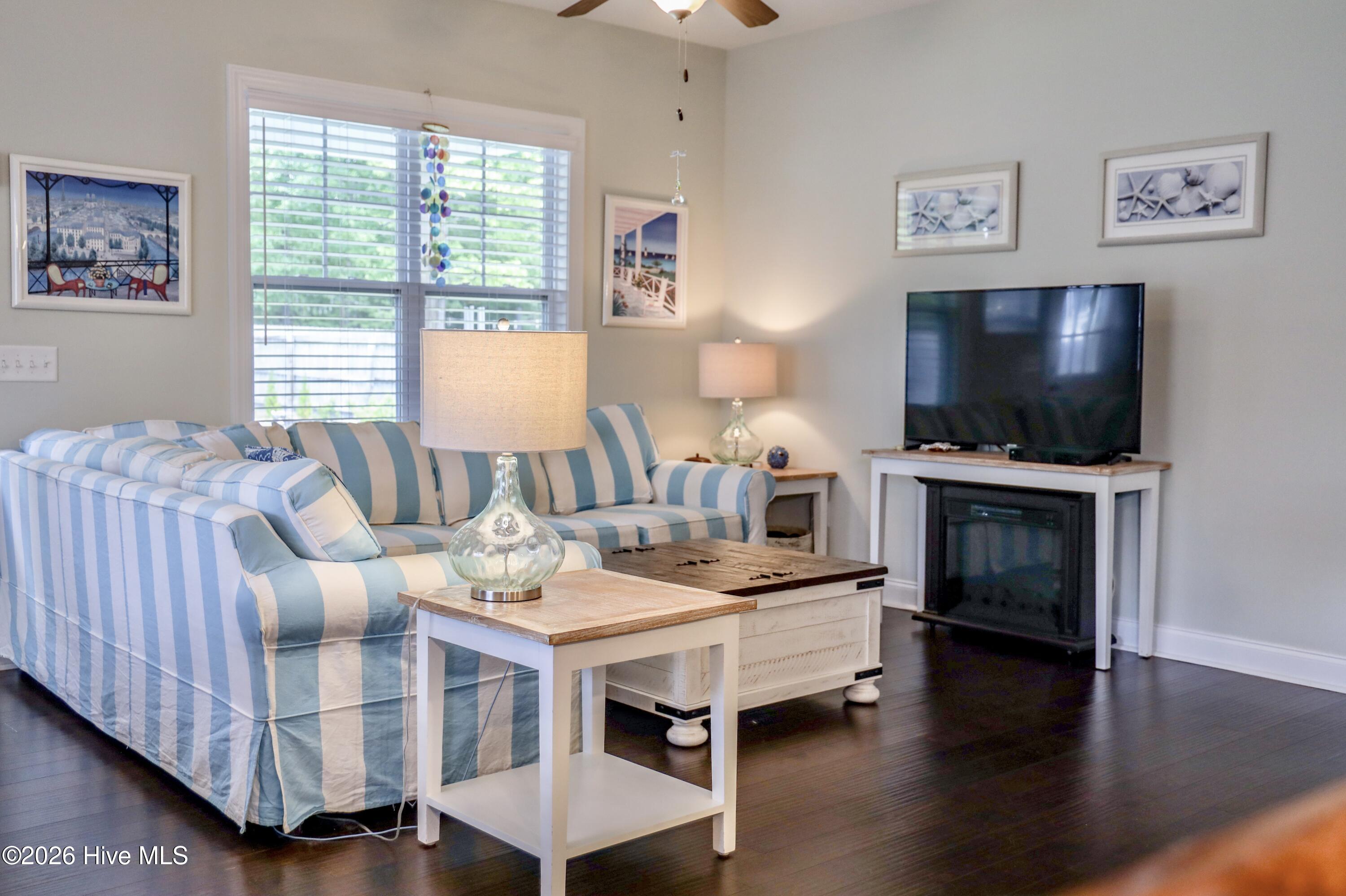 44 Strut Way Rocky Point, NC 28457 - Photo 22 of 111 Living Room