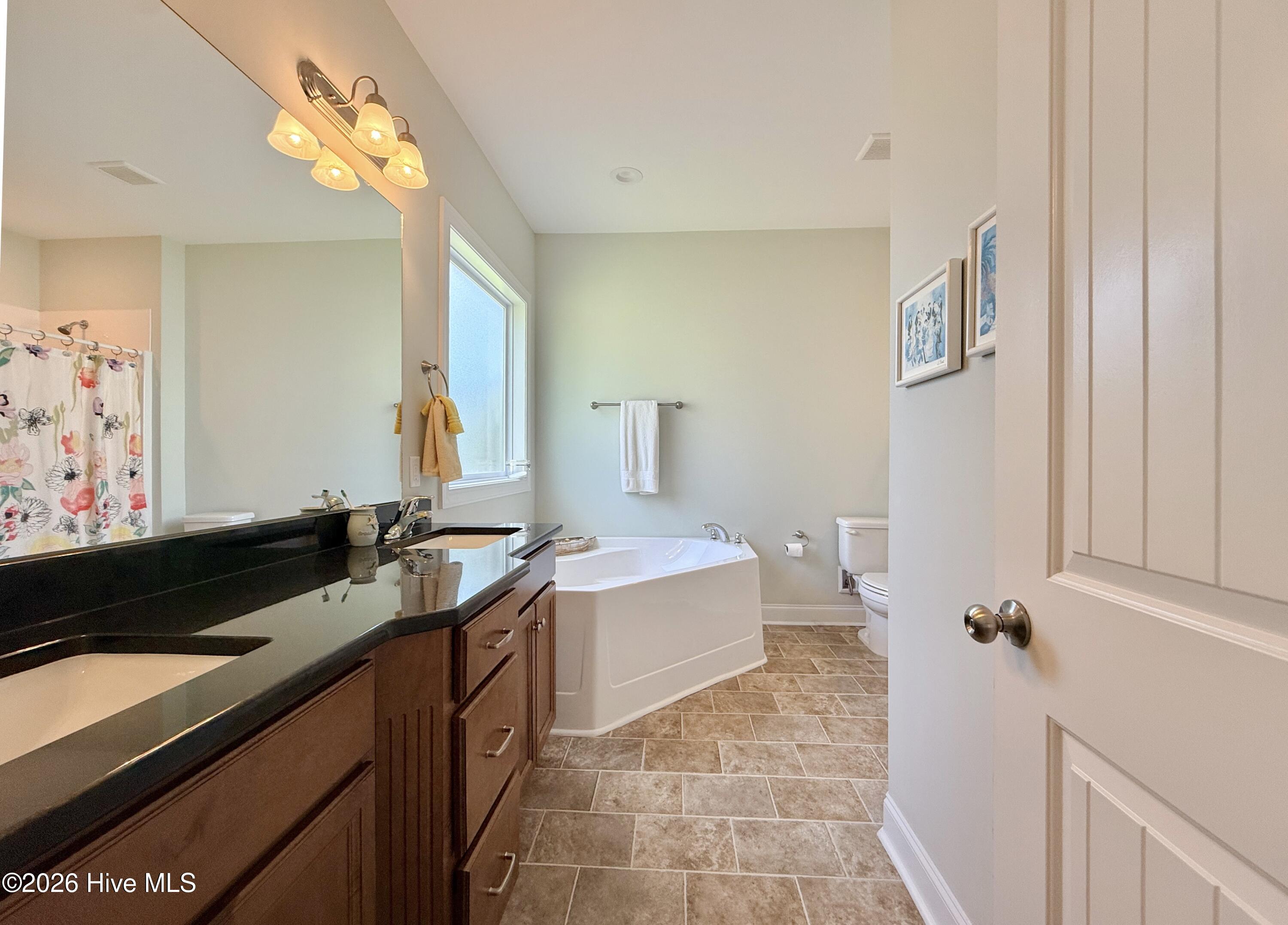 44 Strut Way Rocky Point, NC 28457 - Photo 38 of 111 Primary Bath