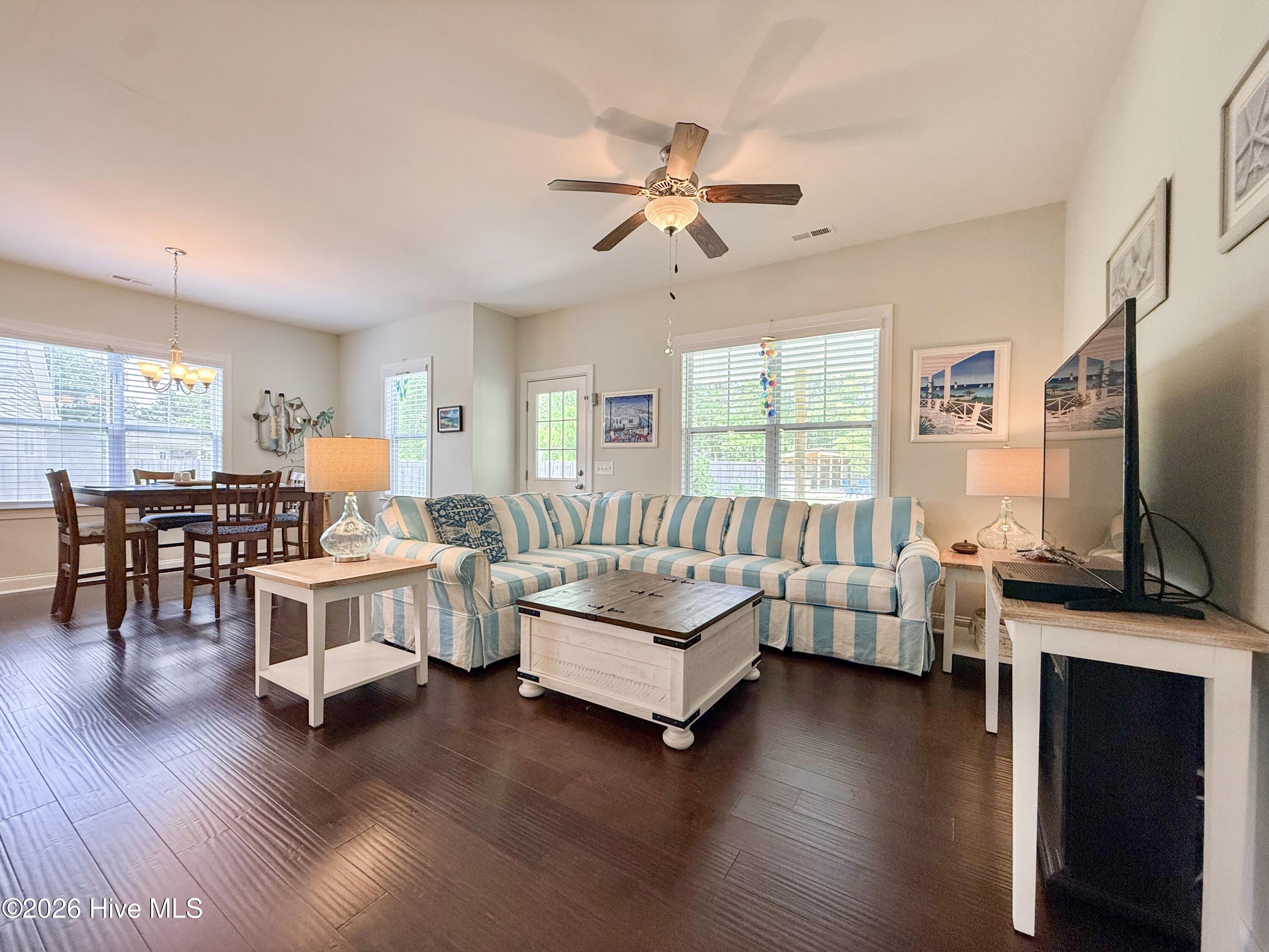 44 Strut Way Rocky Point, NC 28457 - Photo 68 of 111 Living Room