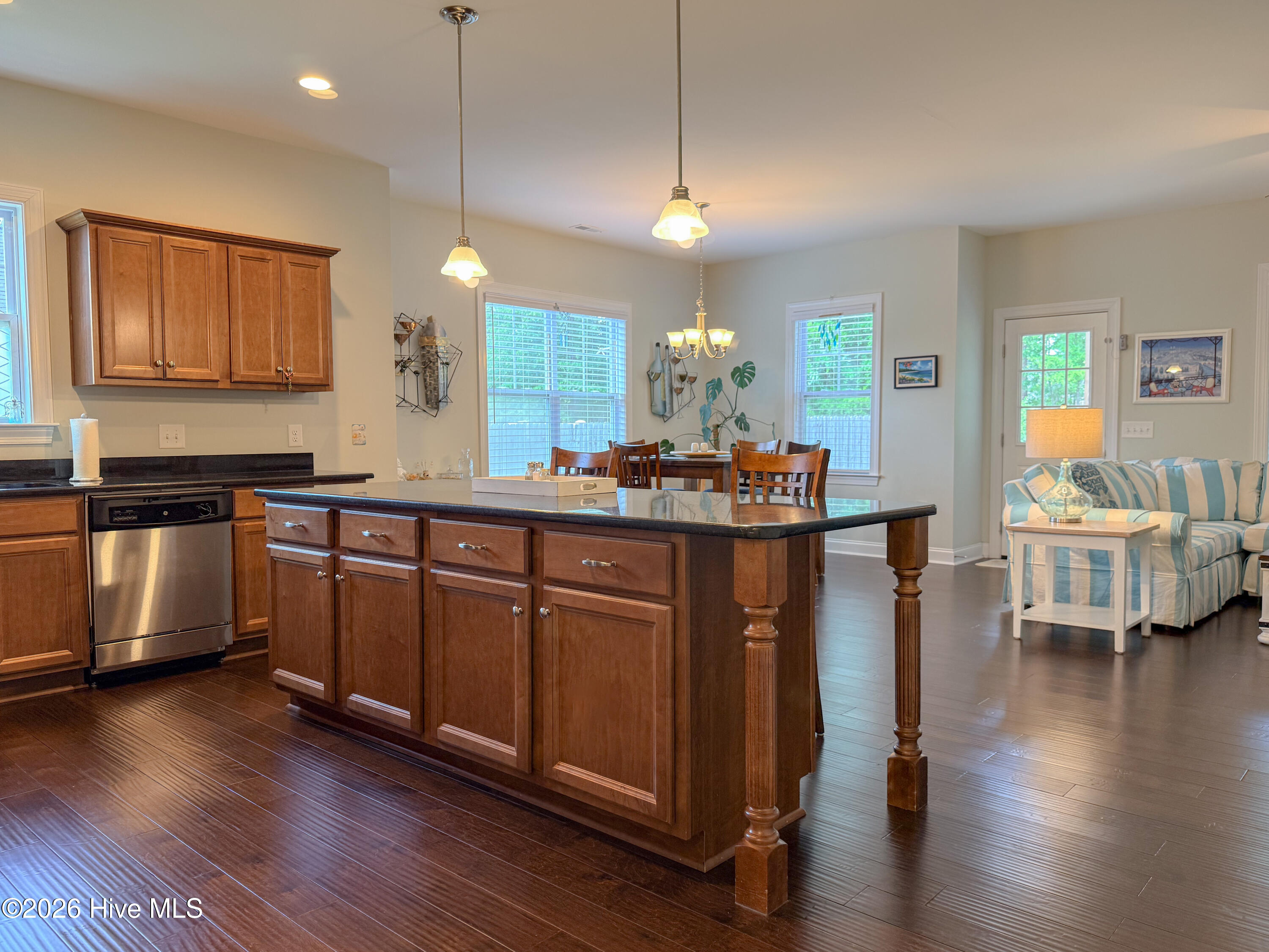 44 Strut Way Rocky Point, NC 28457 - Photo 10 of 111 Photo Apr 20 2026, 2 37 26 PM