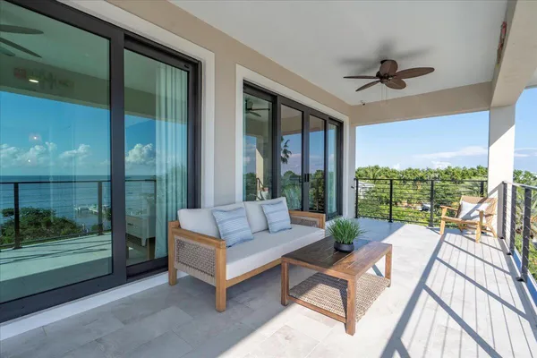 $4,350,000 | 1000 68th Street, Unit OCEAN, Marathon, FL 33050