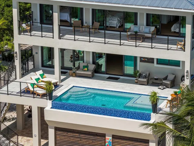 $4,750,000 | 1000 68th Street, Unit OCEAN, Marathon, FL 33050