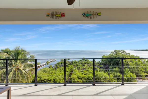 $4,350,000 | 1000 68th Street, Unit OCEAN, Marathon, FL 33050