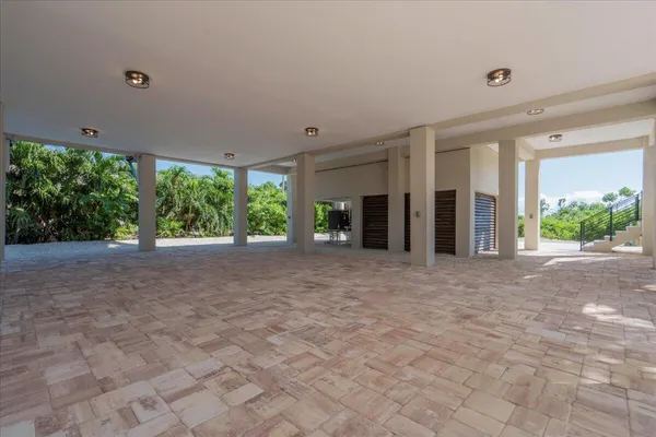 $4,350,000 | 1000 68th Street, Unit OCEAN, Marathon, FL 33050
