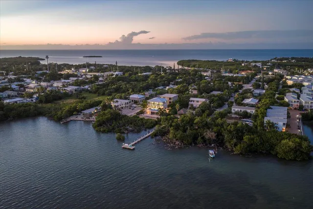 $4,750,000 | 1000 68th Street, Unit OCEAN, Marathon, FL 33050