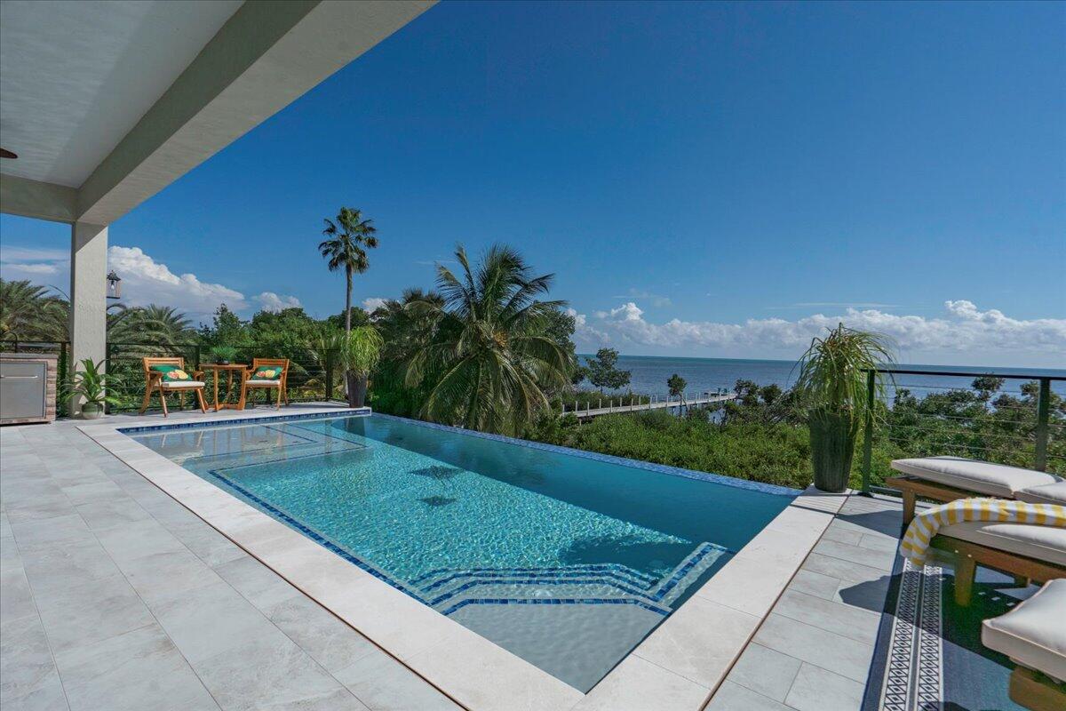 1000 68th Street, Unit OCEAN Marathon, FL 33050 - Photo 9 of 83 018-100068thSt-18