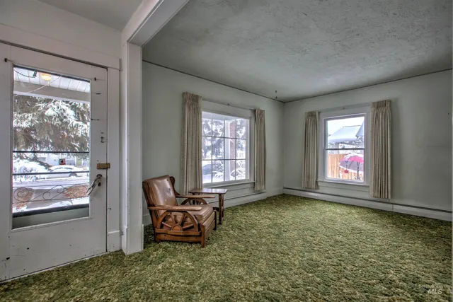 $300,000 | 601 1st Avenue East, Jerome, ID 83338