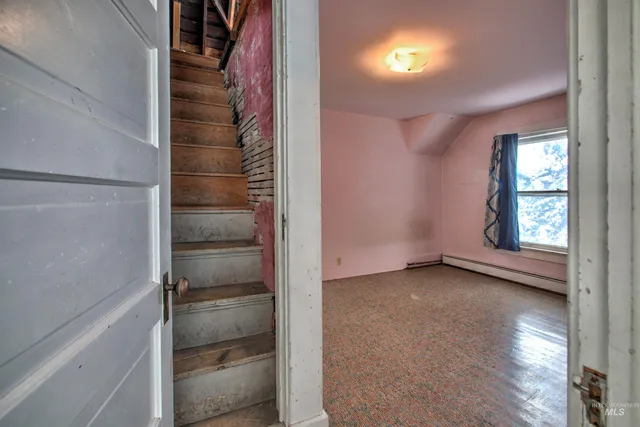 $300,000 | 601 1st Avenue East, Jerome, ID 83338