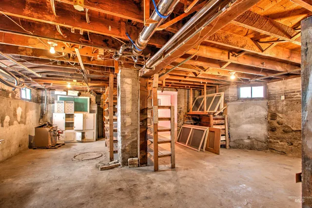 $300,000 | 601 1st Avenue East, Jerome, ID 83338