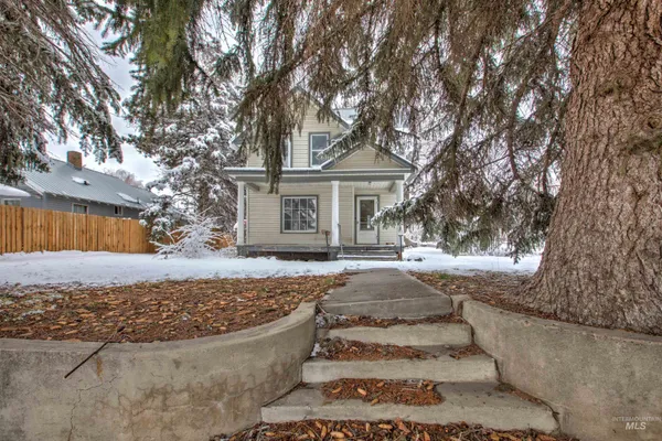 $300,000 | 601 1st Avenue East, Jerome, ID 83338