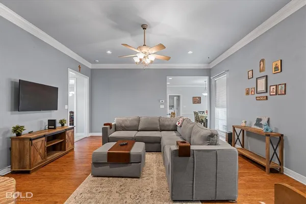 $327,500 | 122 Augusta Avenue, Benton, LA 71006